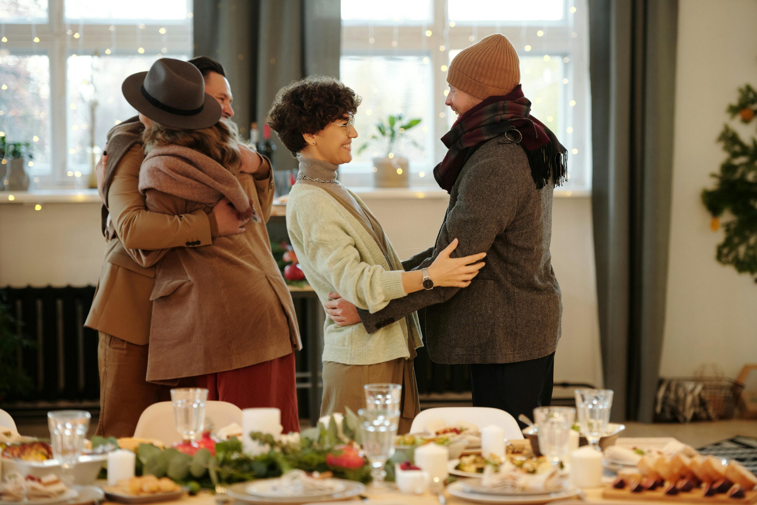 A family get together during Christmas | Source: Pexels