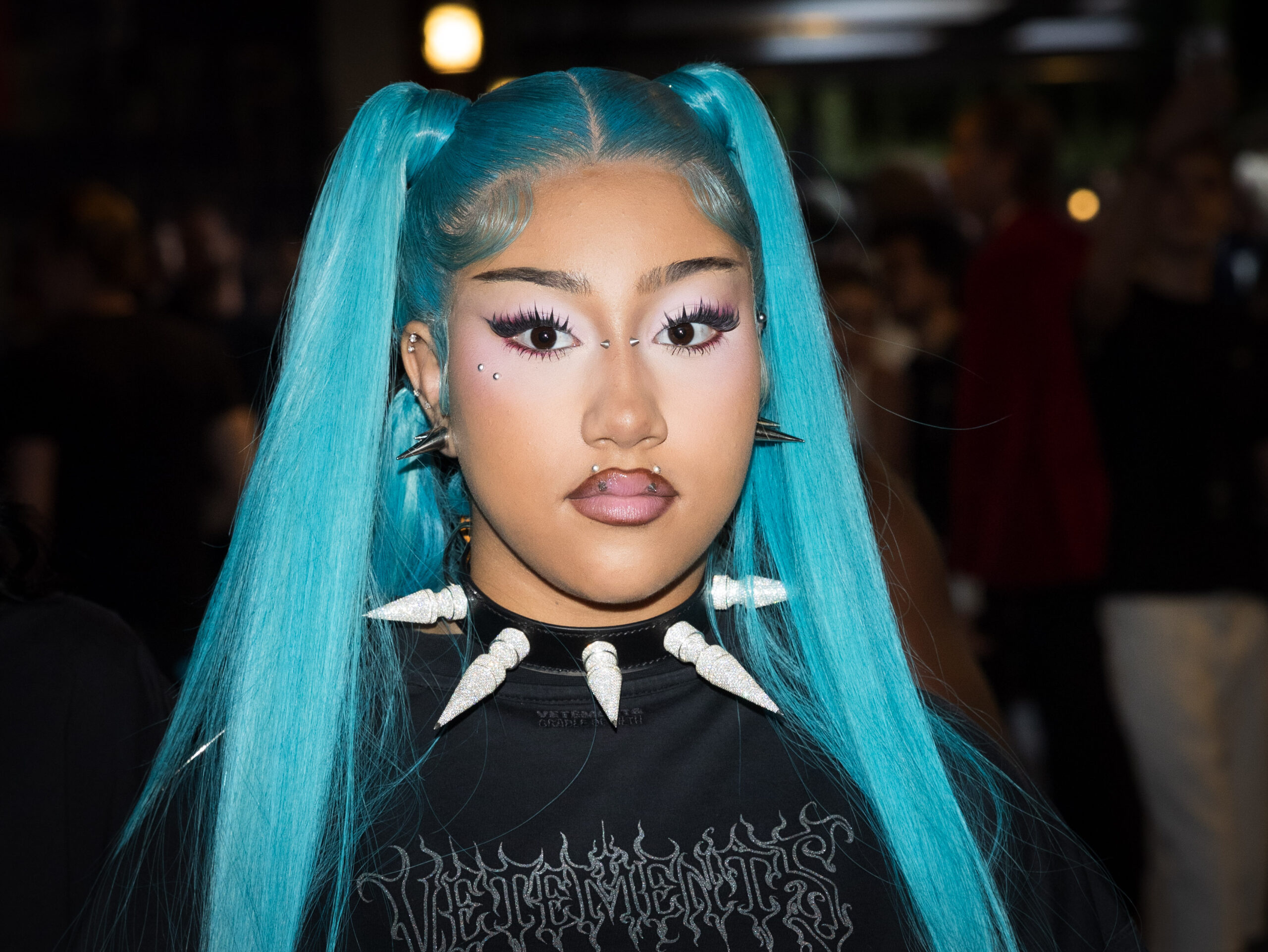 She also sparked major conversation with her bold facial piercings but sad expression. At this event, she attended the Vetements Menswear Spring/Summer 2027 show on June 26, 2026, in Paris, France.