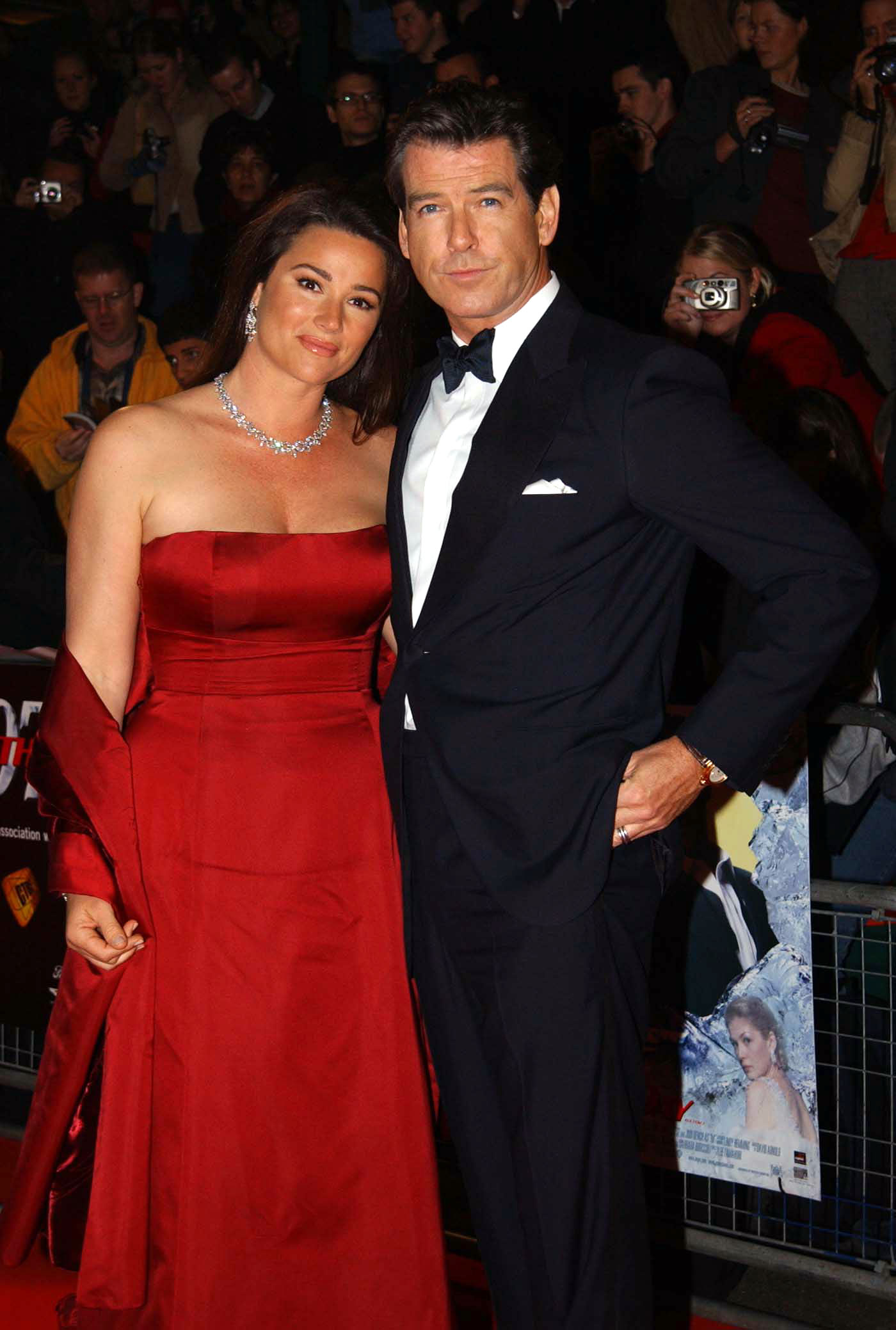 Keely Shaye-Smith and Pierce Brosnan arrive for world premiere of "Die Another Day," 2002