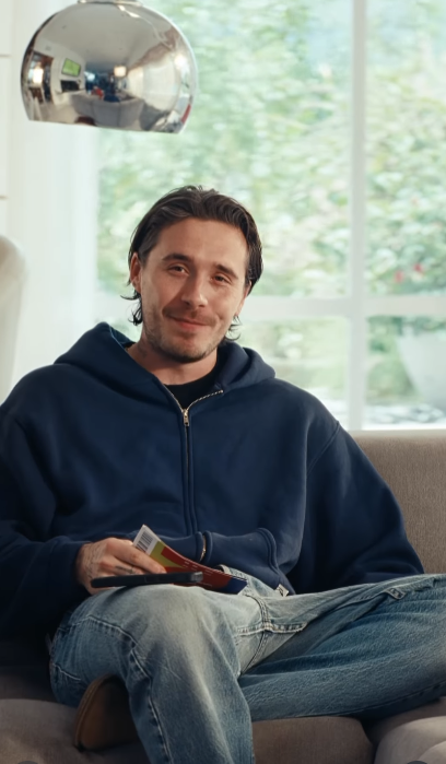 Brooklyn appeared in the DoorDash campaign just days before Father's Day. The ad sparked discussion because some viewers linked it to his family's reported rift.