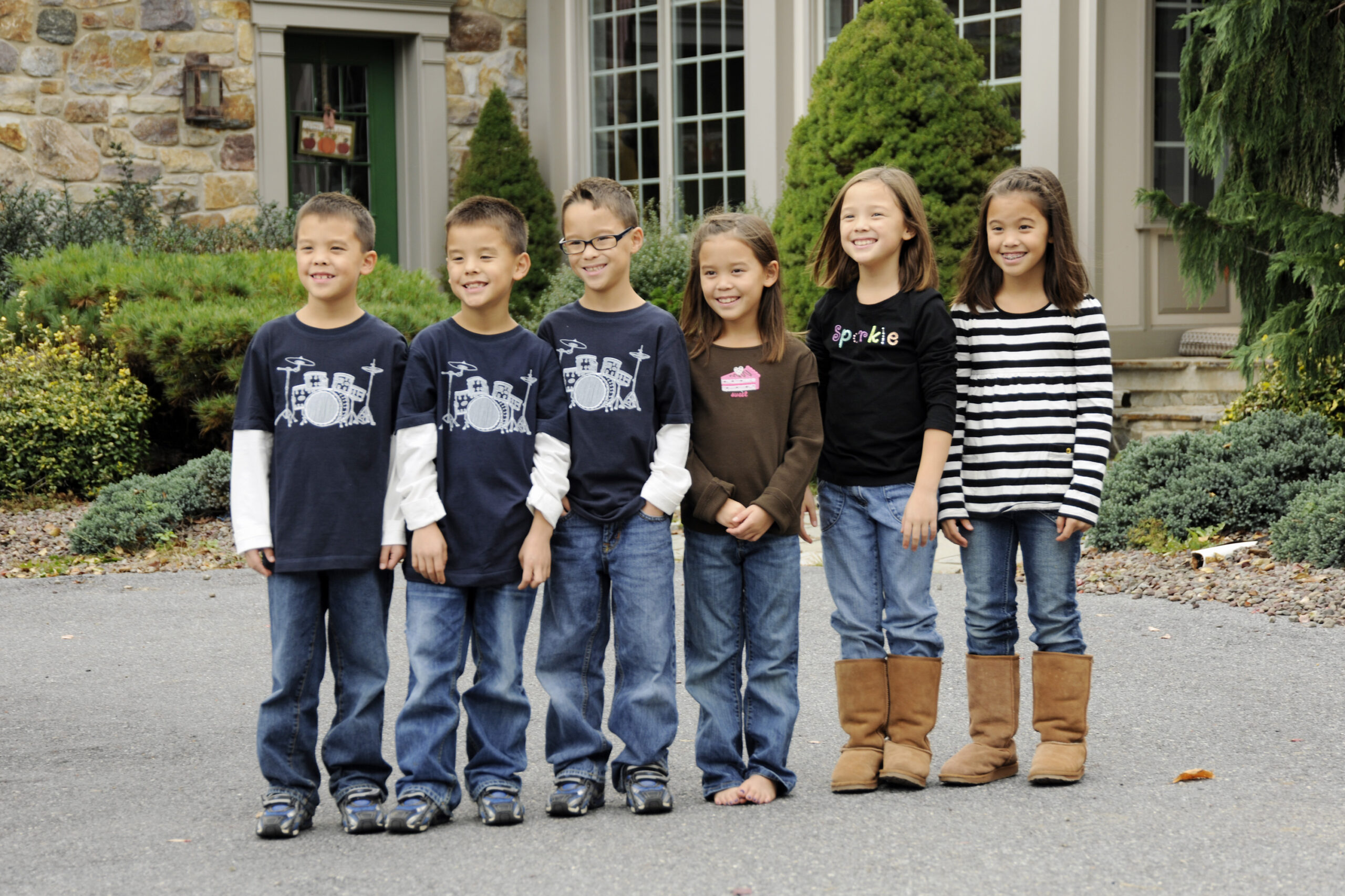The sextuplets were hugely popular. For this appearance, Joel, Collin, Aaden, Leah, Alexis, and Hannah posed for "Celebrity Wife Swap" on October 14, 2012.