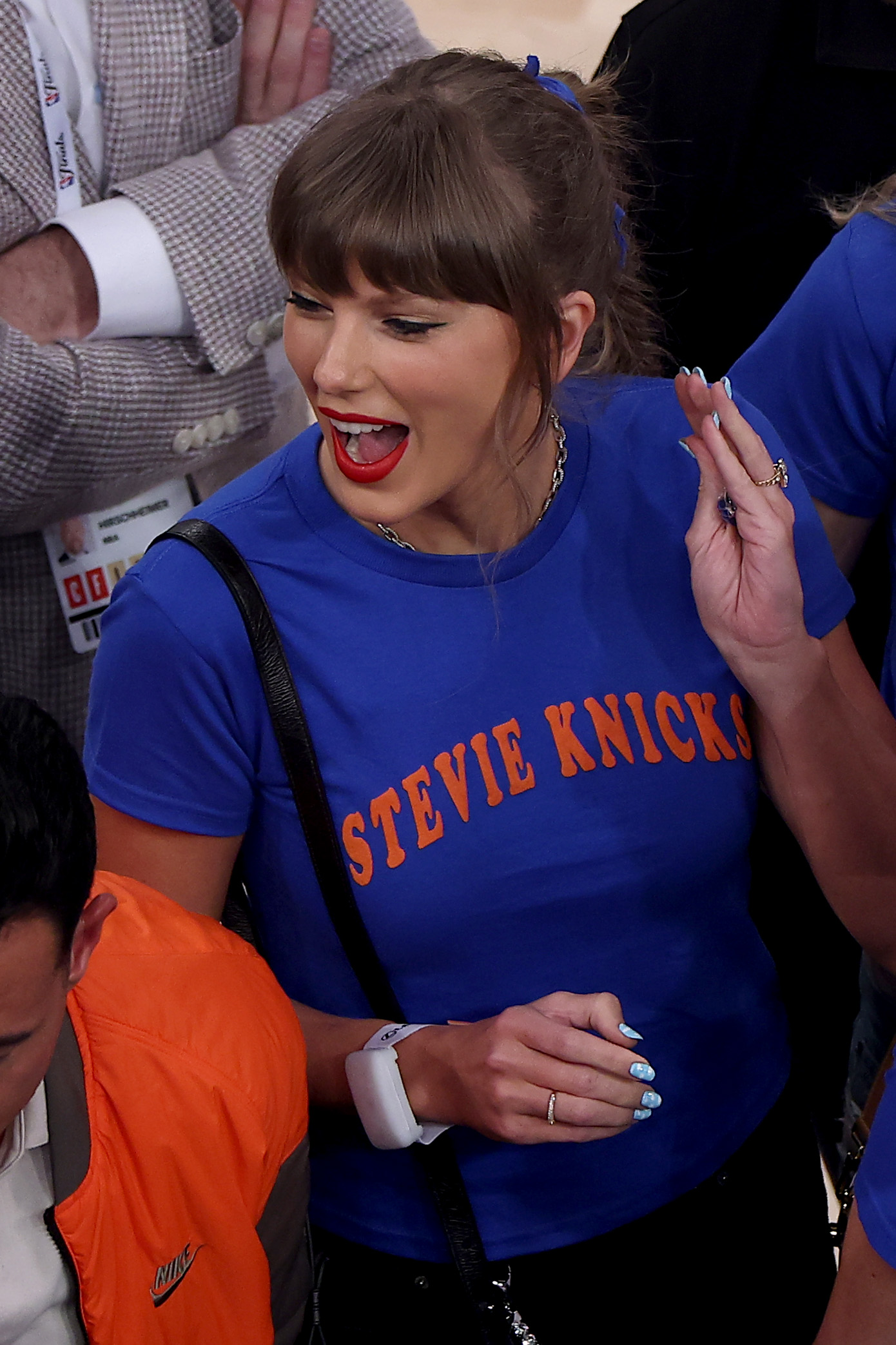 Reacting to the game layout—or her potential wedding floor plan? Her nails and the bracelet on her wrist stole all the attention. This photo showed her reacting before Game Four of the NBA Finals between the San Antonio Spurs and the New York Knicks at Madison Square Garden on June 10, 2026, in New York City.