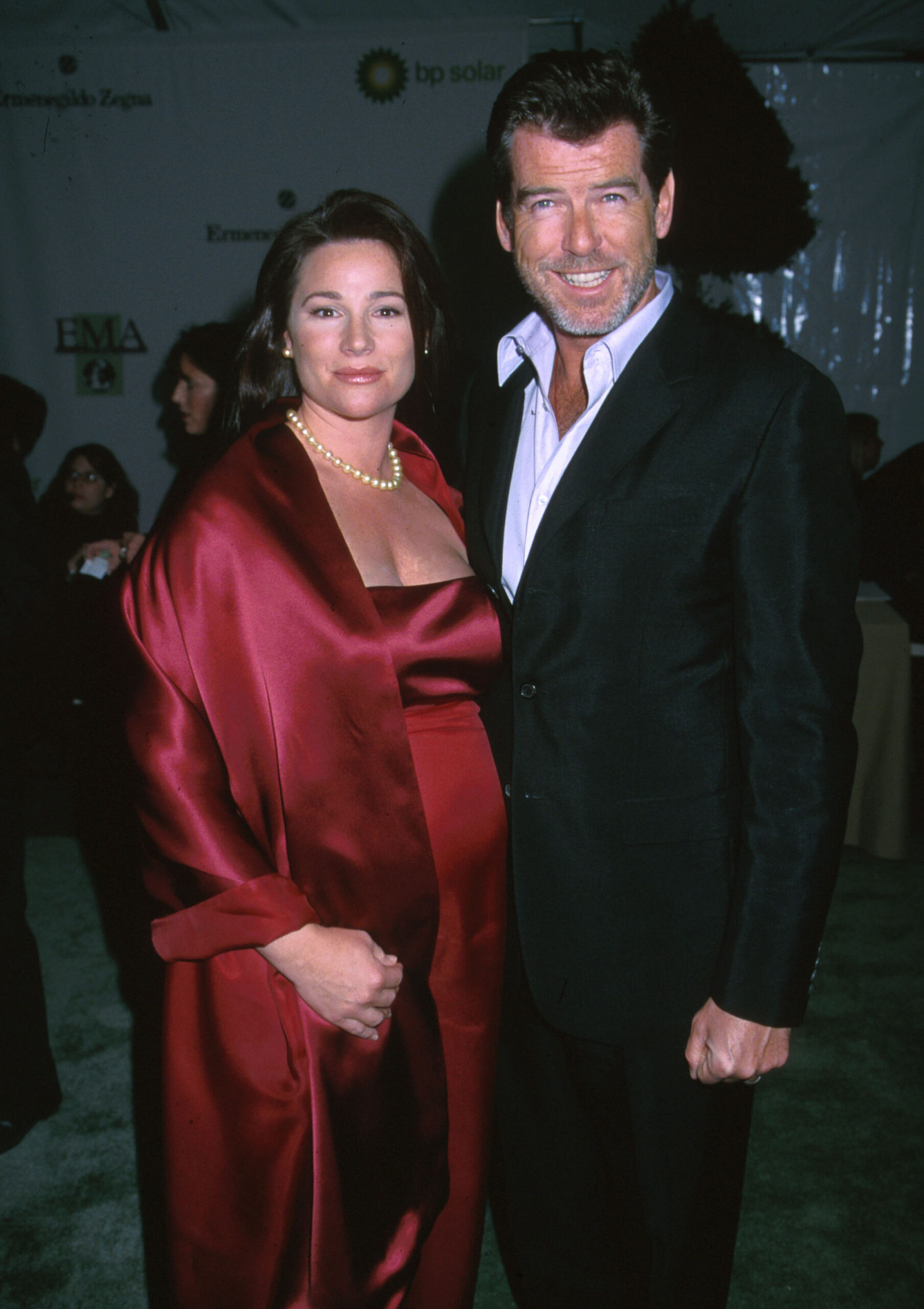 Keely Shaye Smith and Pierce Brosnan during the 10th Annual Environmental Media Awards on December 6, 2000, in Santa Monica, California.