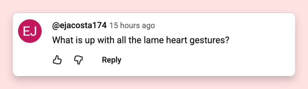 It's hard to say whether Toni Hayes wanted to show appreciation or was sending a message. This screenshot shows a netizen's comment about Karmelo Anthony's grandmother's hand gestures on June 10, 2026