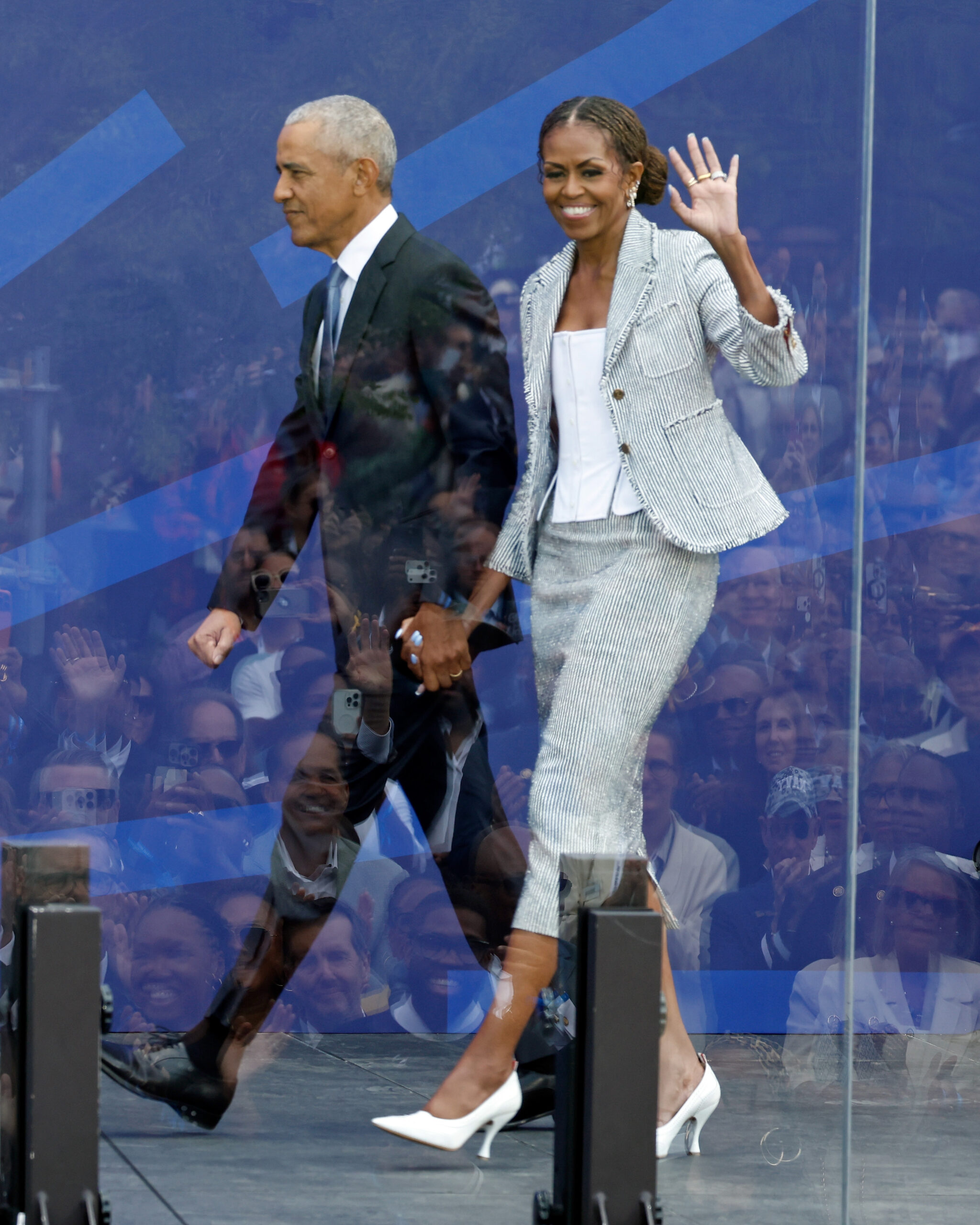 Netizens shared reactions online regarding the former first lady's ensemble. In this photo, Barack and Michelle Obama are seen arriving at the dedication ceremony for the opening of the Barack Obama Presidential Center at John Lewis Plaza on June 18, 2026, in Chicago, Illinois.