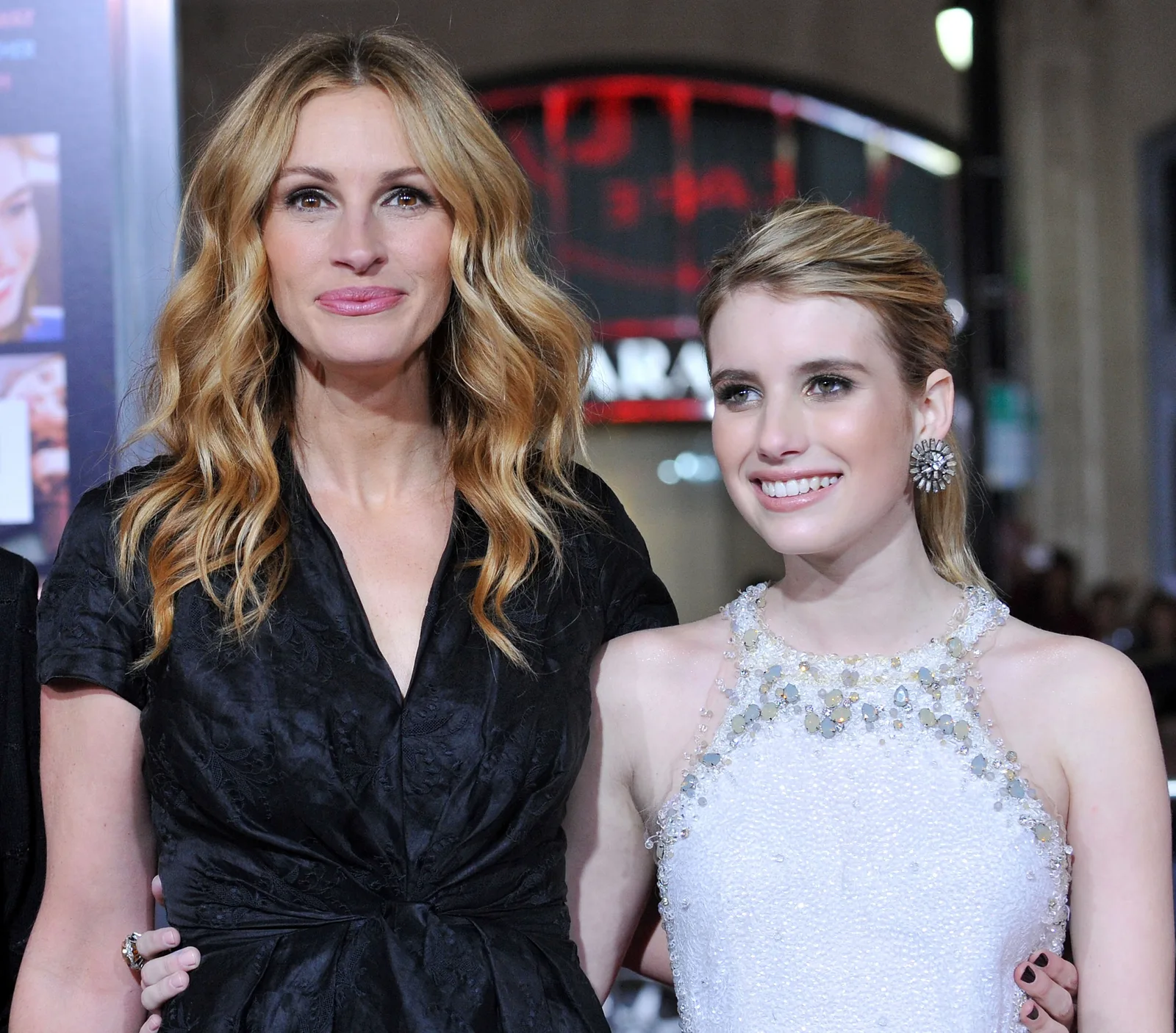 The actor's famous sister and his daughter at the Los Angeles premiere of "Valentine's Day" in Hollywood, California on February 8, 2010.