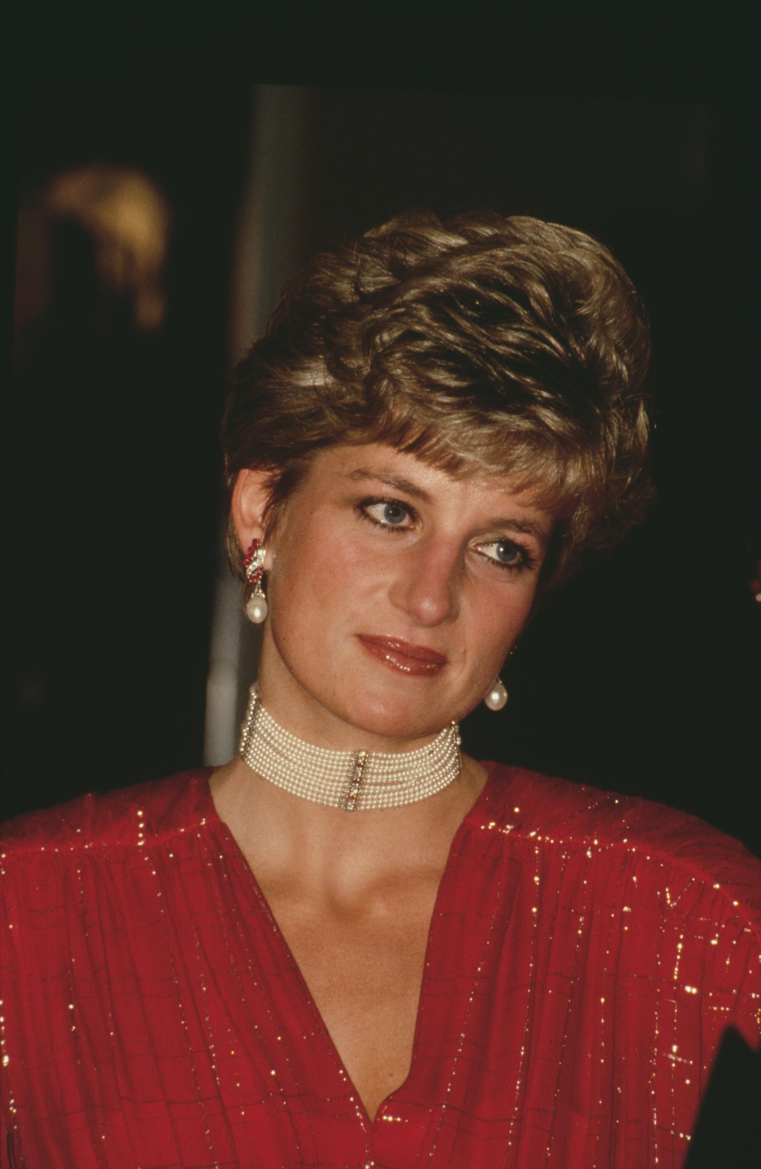 Diana, Princess of Wales, at the premiere of "Hot Shots!" on November 18, 1991, in London, England.