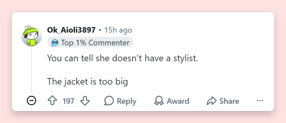 While some people discussed the Princess of Wales's actions before entering the tennis club, others focused on her clothes.