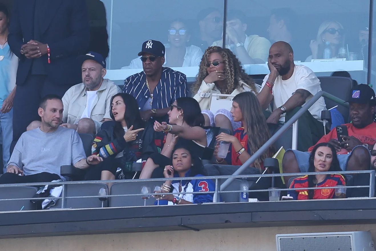 The music power couple took in Spain's historic World Cup victory from premium seats at MetLife Stadium.