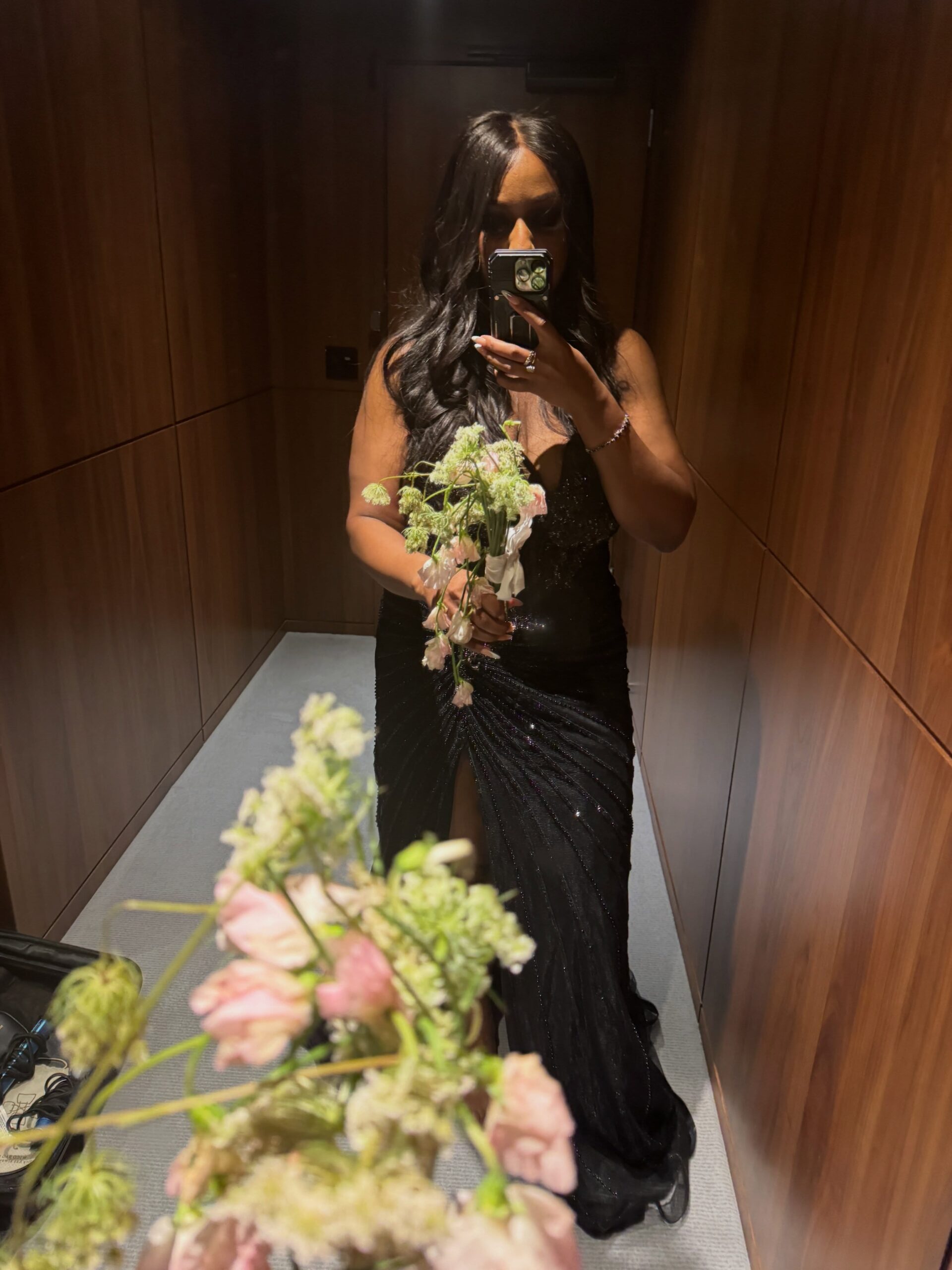 The bouquet reveal became one of the sweetest details to emerge after leaked footage offered a rare look inside the celebration. Smith's caption suggested she saw the moment as a symbol of "love, luck, and laughter" after Taylor and Travis's big day.