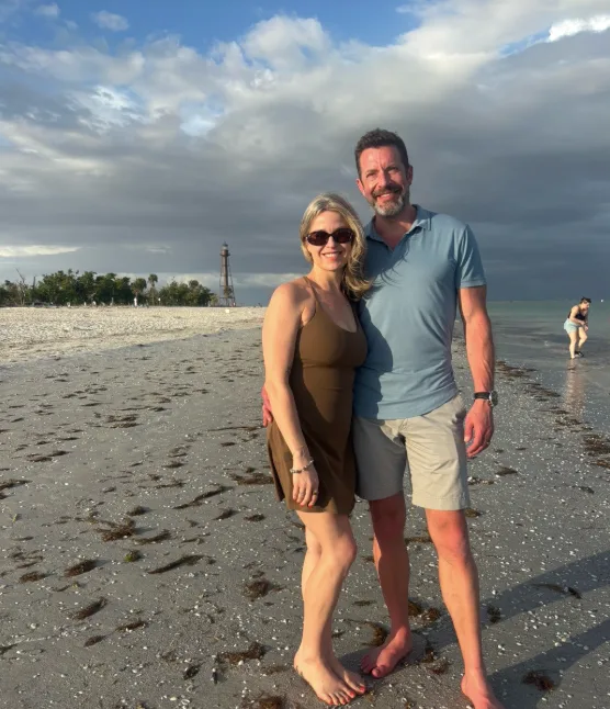 Mandy wrote that her marriage had endured infidelity, counseling, and repeated struggles to rebuild emotional safety. She also said their six children were a major reason she chose to continue working toward reconciliation.