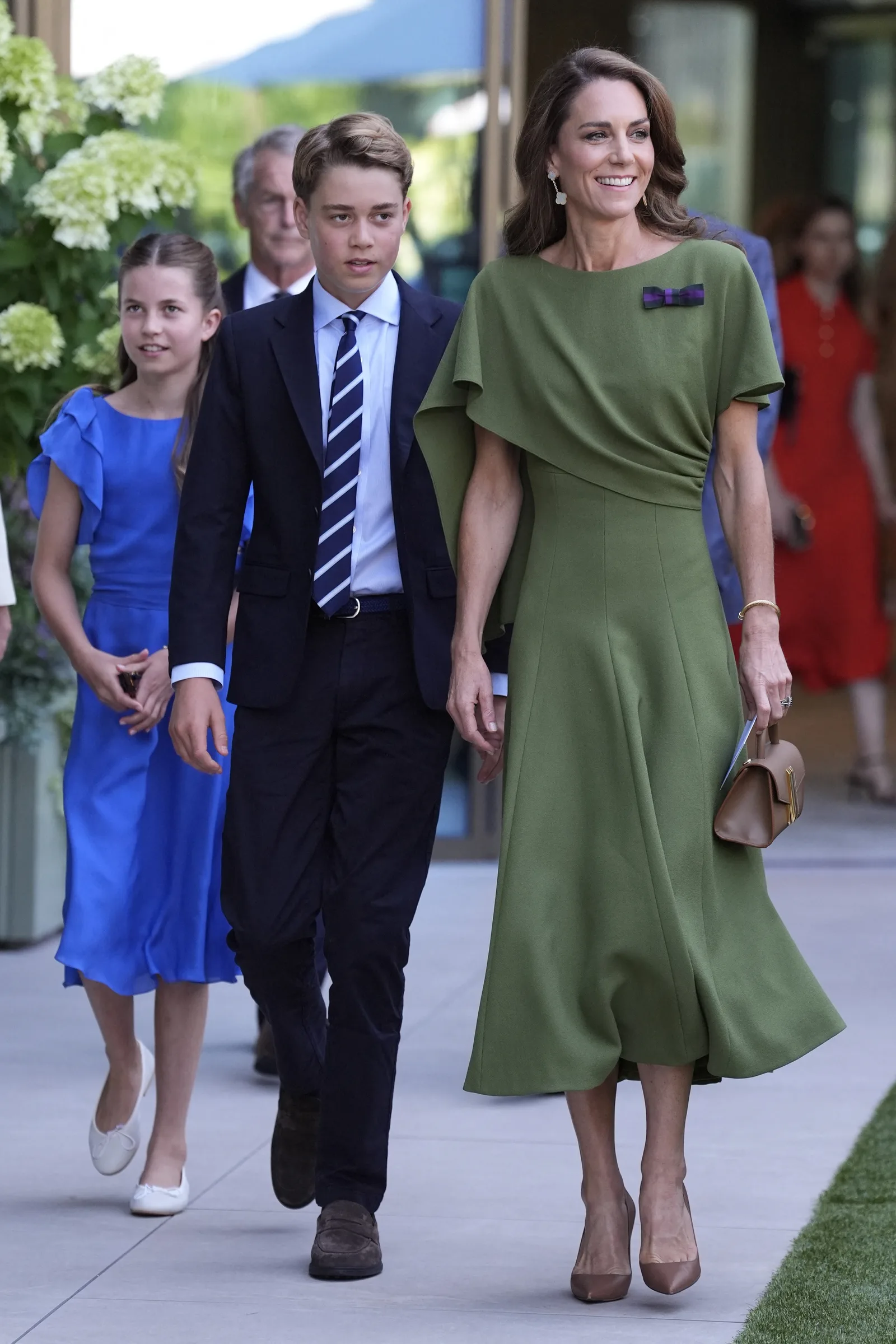 Catherine arrived with Prince George and Princess Charlotte for the men's singles final, while Prince Louis did not attend. Their appearance together quickly became one of the day's biggest talking points.