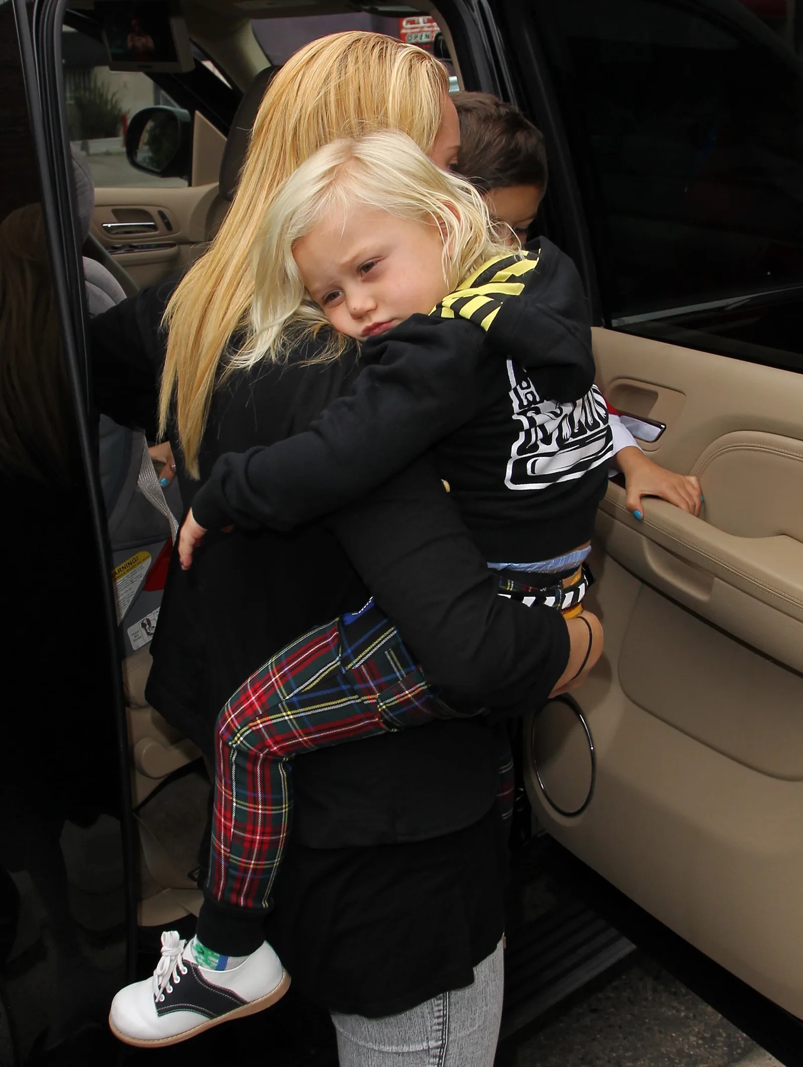 Zuma Rossdale stepped out in Harajuku Mini at the Jim Henson Studios on November 12, 2011, in Los Angeles, California.